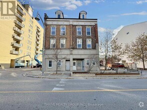 Building Photo - 284-284 Talbot St