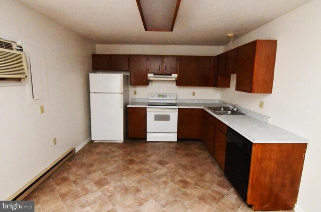 Foto del edificio - 120 Double Church Rd