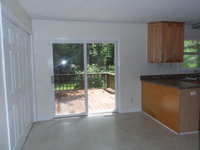 Building Photo - 4705 Stafford Dr