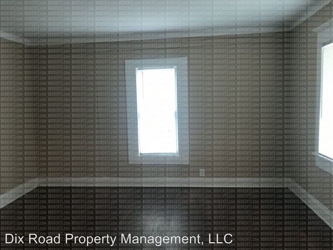 Building Photo - 3 br, 1 bath House - 1316 Young Street,