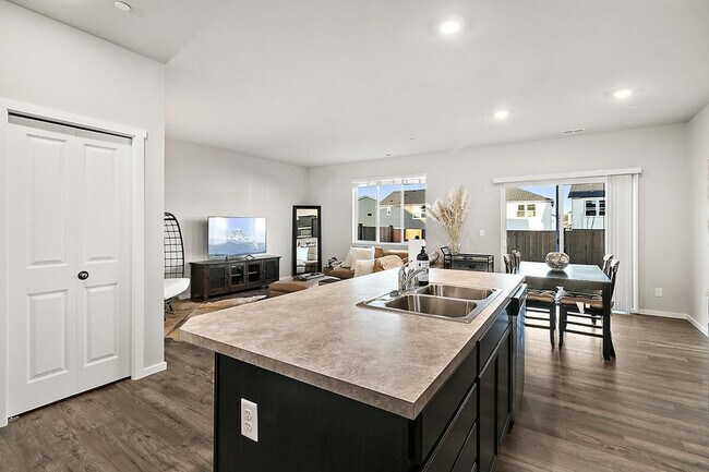 Foto del edificio - 10816 185th St E