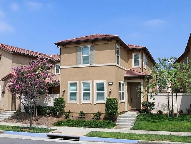 Building Photo - 12451 Garden Pky