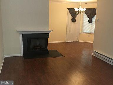Foto del edificio - 1124 Schmidt Ln