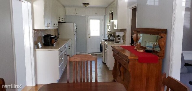 Foto del edificio - 4 br, 2 bath House - 2256 Burnt Hickory Rd NW