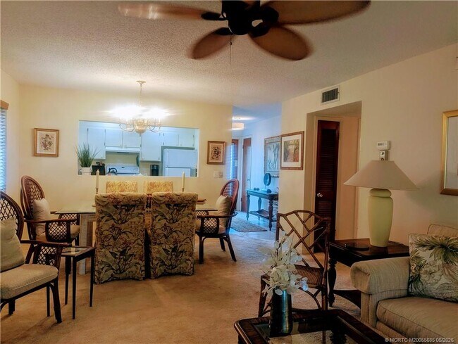 Foto del edificio - 2950 SE Ocean Blvd