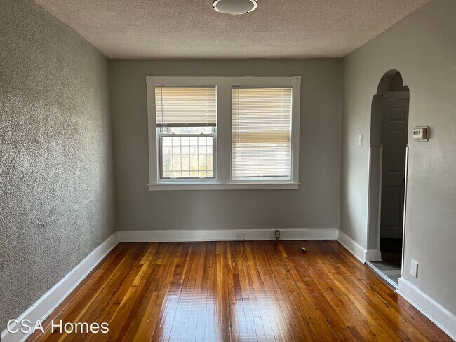 Building Photo - 3 br, 1 bath House - 2357 S 8th St