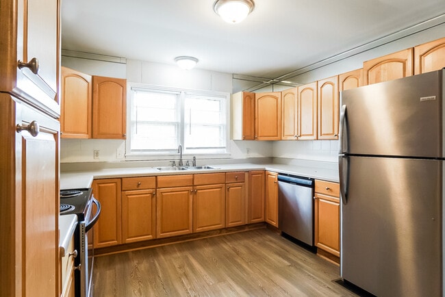 Foto del edificio - 3336 Berry Dr