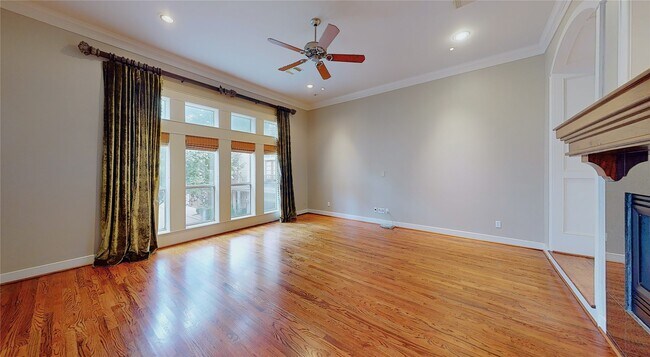 Foto del edificio - 2024 Vermont St