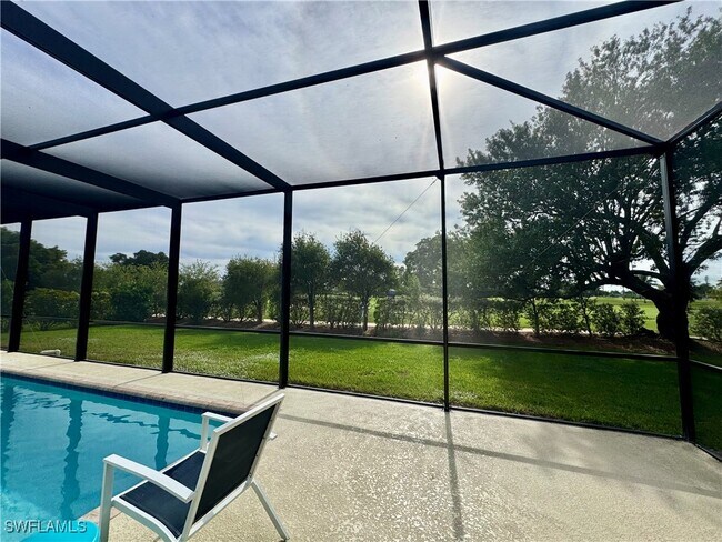 Building Photo - 1249 Fruitland Ave