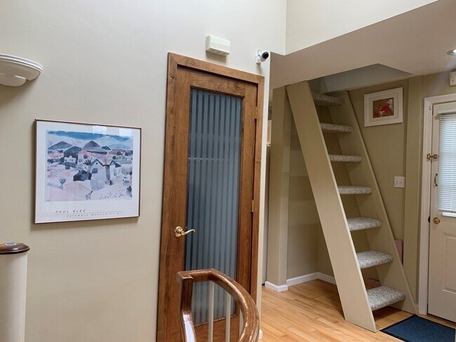 Foto del edificio - 4 Potter Pond