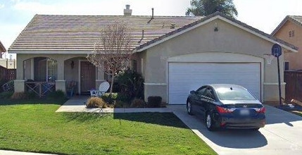 Building Photo - 34439 Glenwood Dr