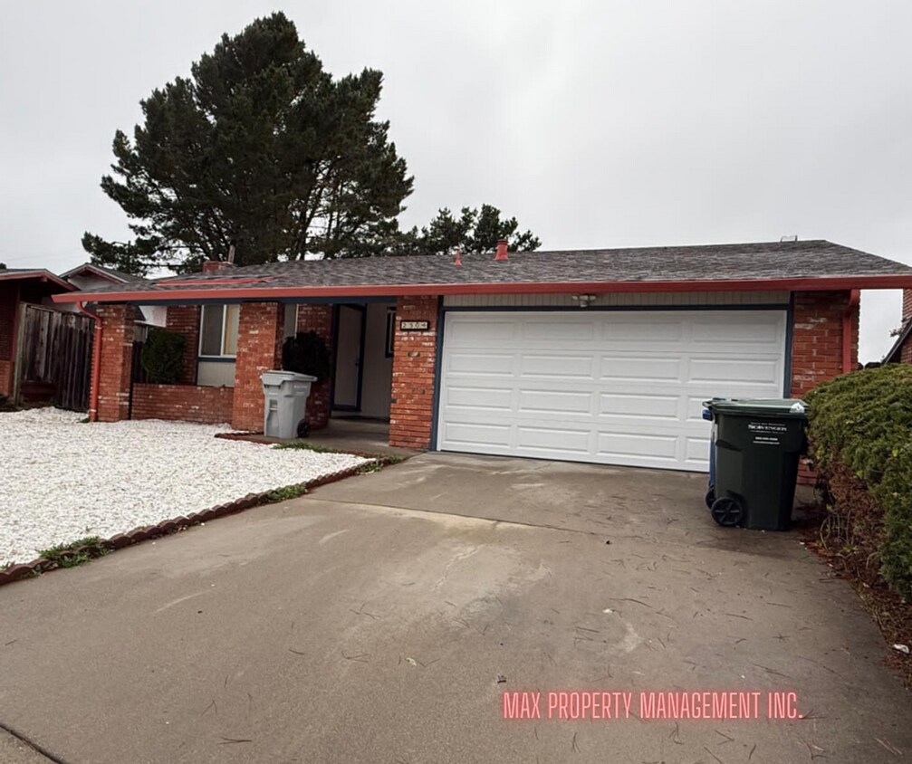 Charming and Spacious 4-Bedroom Home for Rent in South San Francisco! - Charming and Spacious 4-Bedroom Home for Rent in South San Francisco!