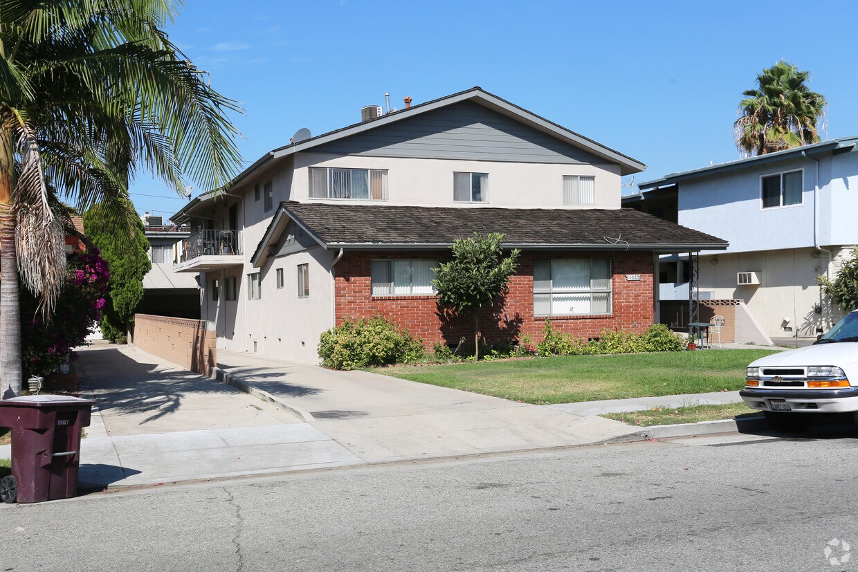 Building Photo - 1029 San Rafael Ave