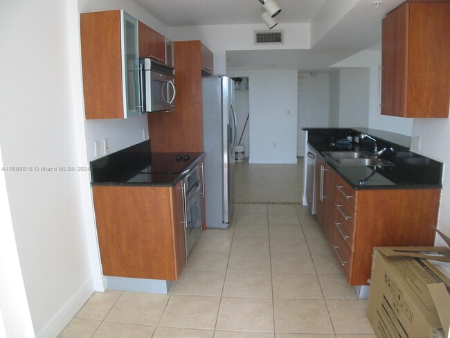 Building Photo - 3232 Coral Wy