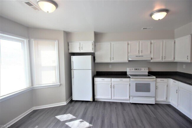 Building Photo - 917 Wilcher Way