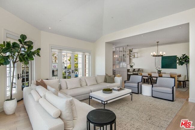 Foto del edificio - 15225 Palisades Village Ln