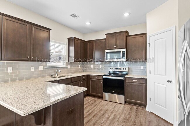Foto del edificio - 3876 Harper-Franklin Ave
