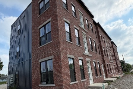 Building Photo - Flats at Lock 9