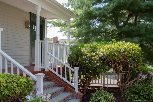 Building Photo - 223 Mayfield Dr