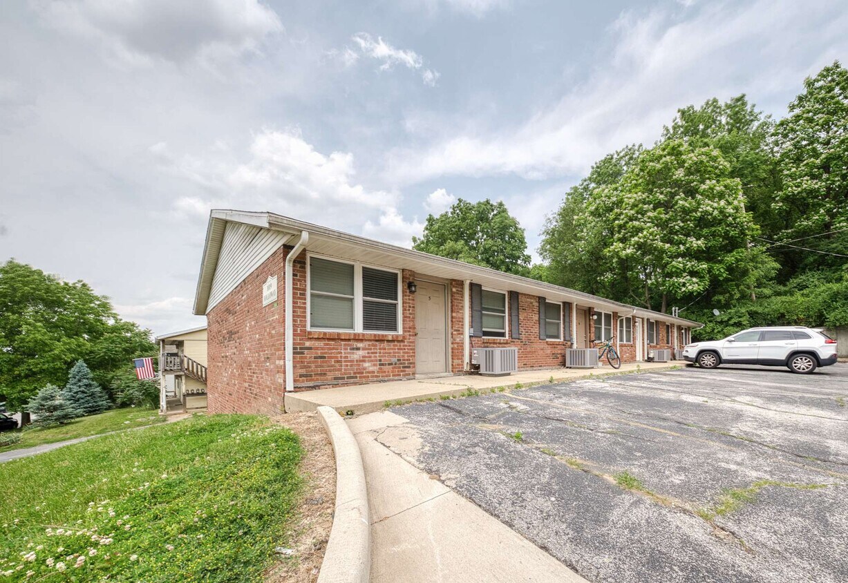 Building Photo - Hillside Apartments