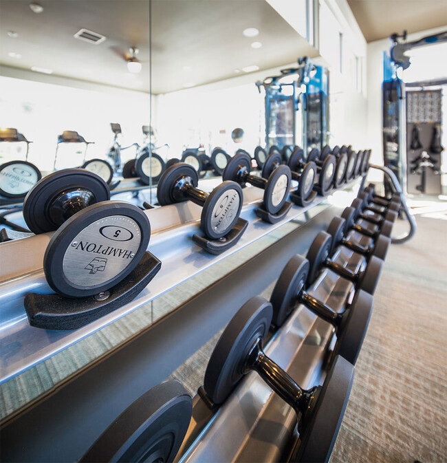 Building Photo - Cortland Watermark