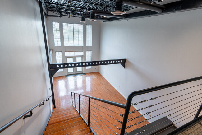 20 Ft ceilings - Loft C - 112 S 12th St