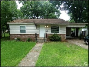 Building Photo - 709 Hill St