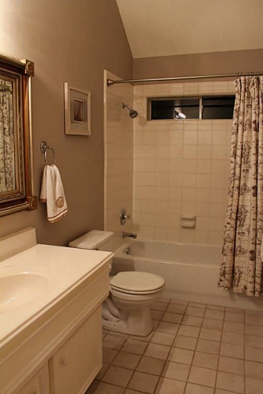 Building Photo - 3735 Paigewood Dr