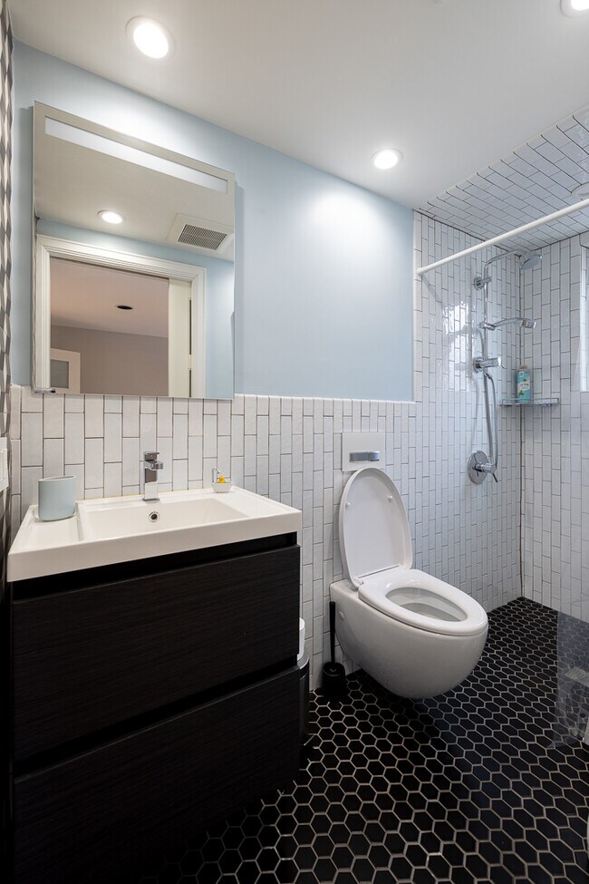 Foto del edificio - 1742 W Crystal St