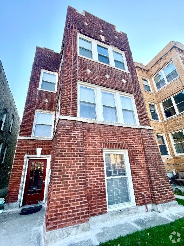 Building Photo - 3237 W Thomas St