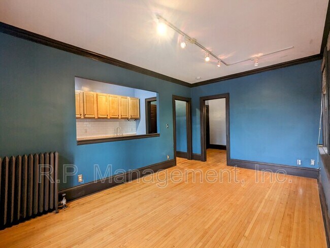 Building Photo - 2218 Nicollet Ave