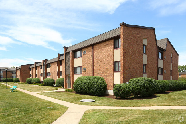 Building Photo - Larkin Village