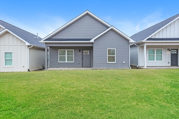 Foto principal - 16301 Taylor Loop Rd