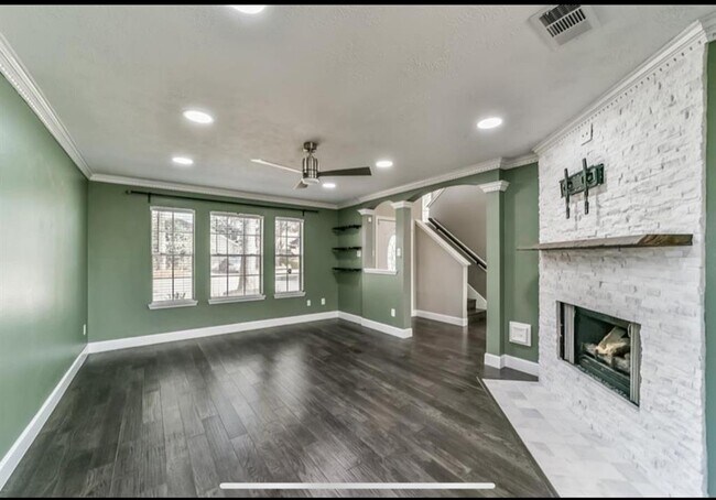 Foto del edificio - 14723 Bladenboro Dr