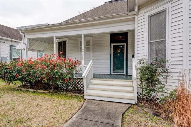 Building Photo - 3104 Stonewall St