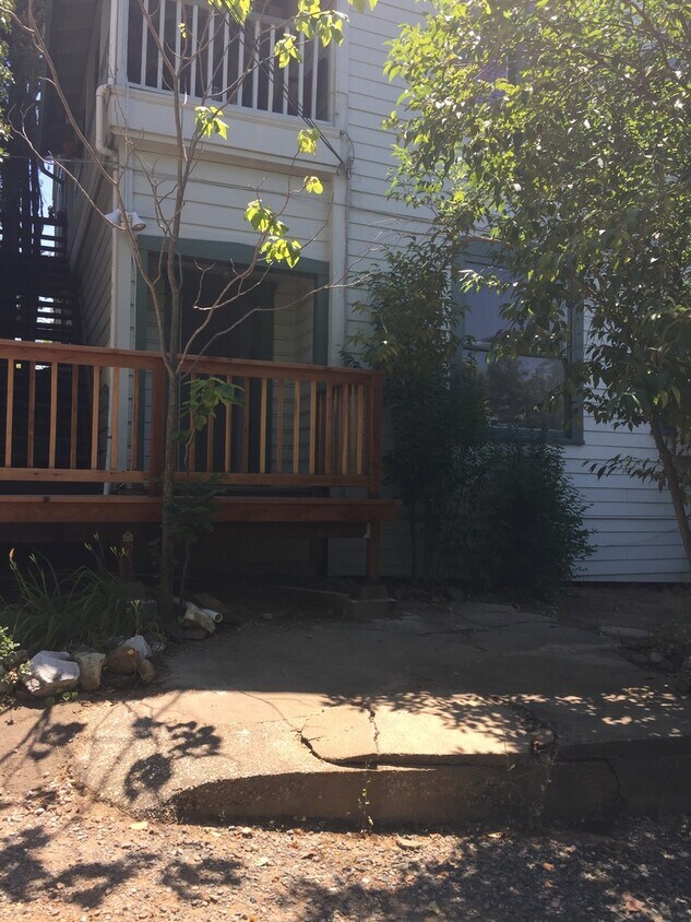 Foto principal - 362 Linden Ave