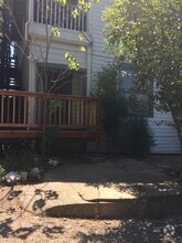 Building Photo - 362 Linden Ave