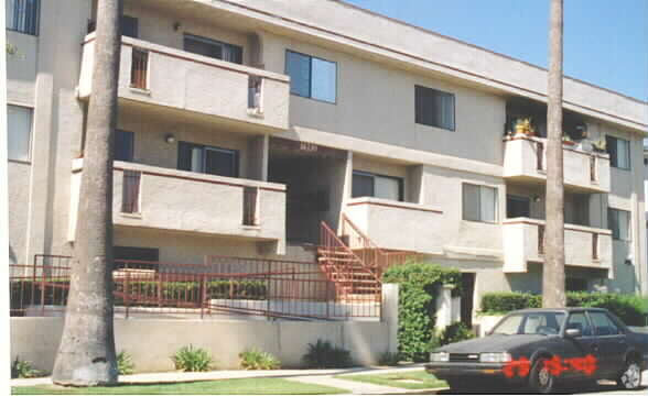 Building Photo - Eastwood Apartments