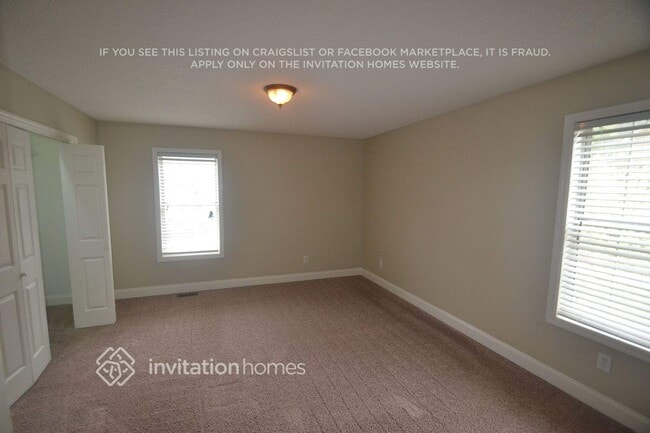 Foto del edificio - 4200 Pullman Ln
