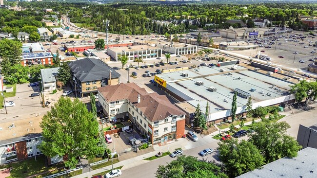 Building Photo - Cascia