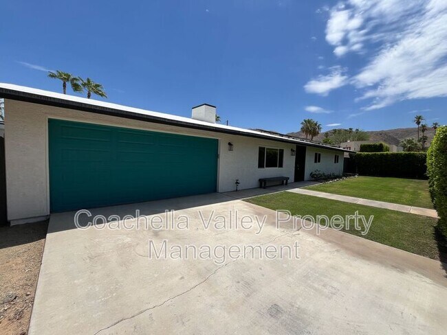 Foto del edificio - 38700 Paradise Way
