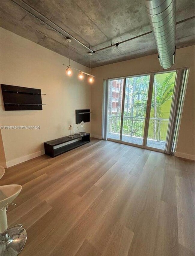 Foto del edificio - 2001 S Biscayne Blvd