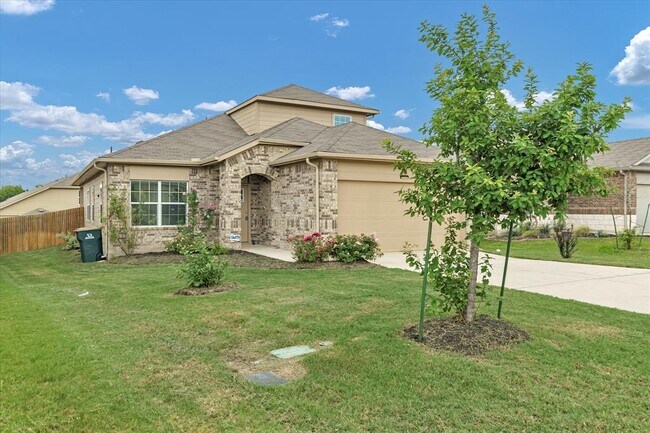 Building Photo - 1013 Gaelic Dr