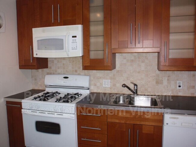 Foto del edificio - 6701 W Wakefield Dr