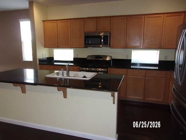 Building Photo - 2207 Gaviota Ct
