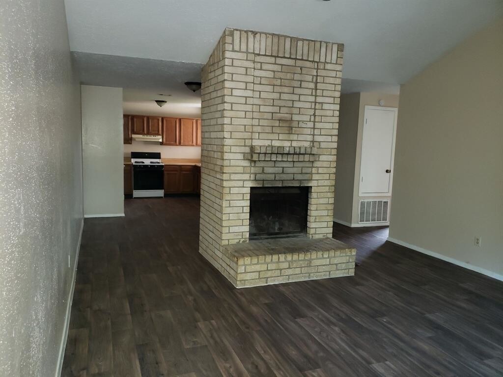 Foto principal - 16511 Parkridge Ct