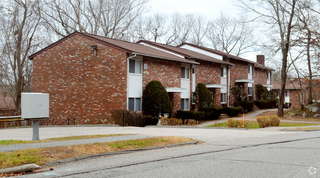 Building Photo - Norwich Apartments