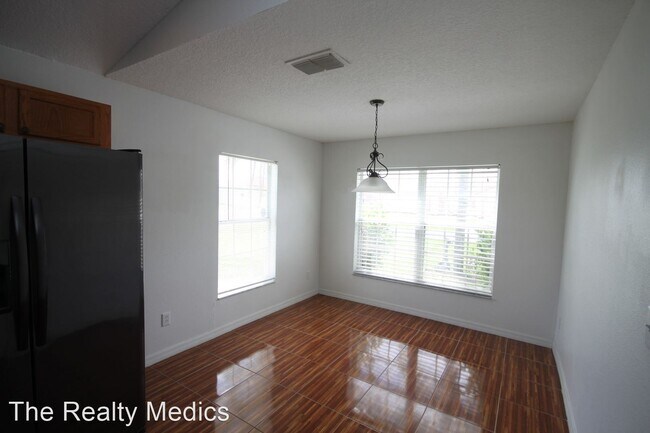 Building Photo - 3 br, 2 bath House - 1 Catalina Ct