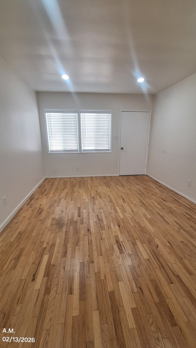 Building Photo - 4168 W Broadway