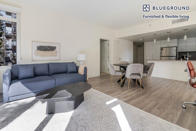 Foto del edificio - 2400 W El Camino Real